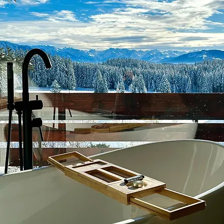 Erstklassiges Mit Atemberaubendem Blick Buchenberg (Bavaria)